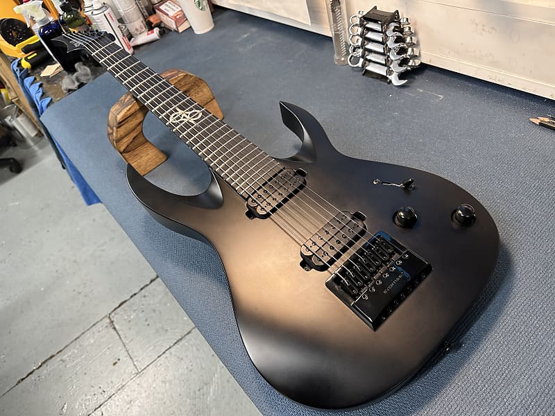 solar 7 string evertune