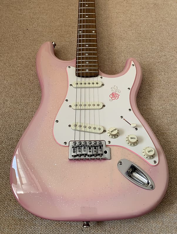 ギター Electric guitar GYPSY ROSE ギター Electric guitar GYPSY ROSE Gypsy Rose 7/8 Size Strat