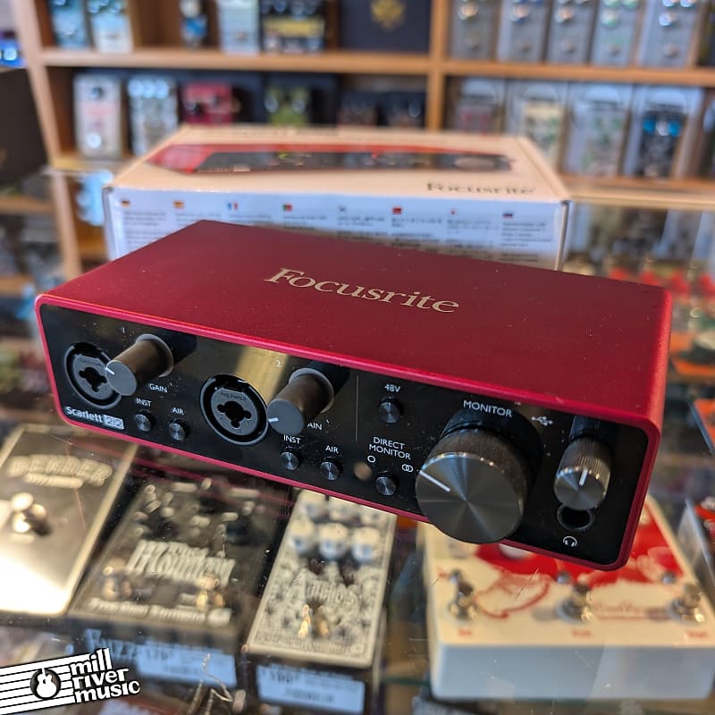 Focusrite Scarlett 2i2 3rd Gen (No Cable) - Used, with Box