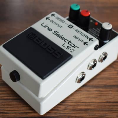 Boss LS-2 Line Selector AB Switch Guitar Effect Pedal image 3