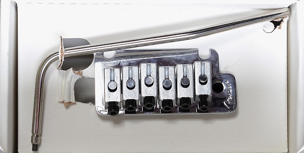 Fender Deluxe Locking Tremolo Assembly 1996510100 Chrome
