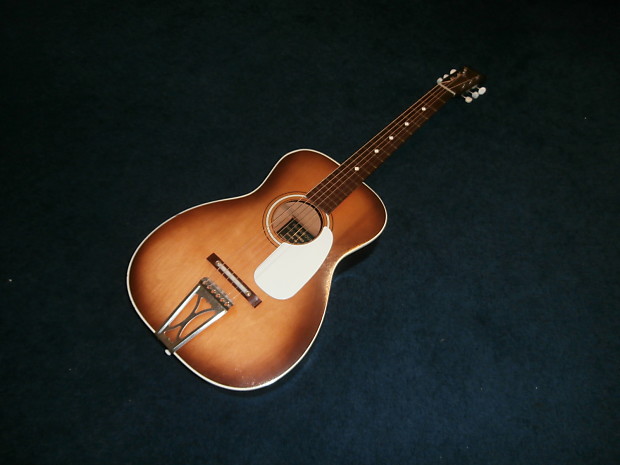 Paramount guitars vintage top