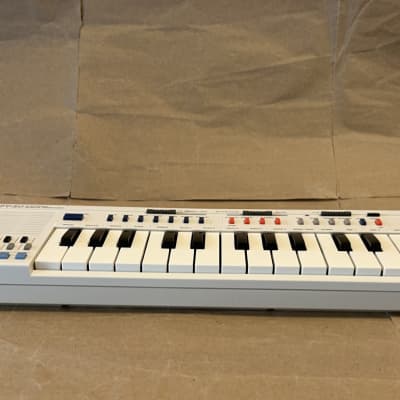 Casio PT-20 29-Key Mini Synthesizer | Reverb