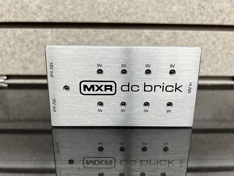 MXR dc brick