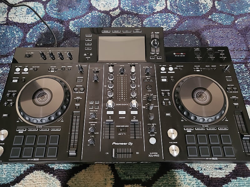 XDJ-RX2 2-channel performance all-in-one DJ system (black) - Pioneer DJ