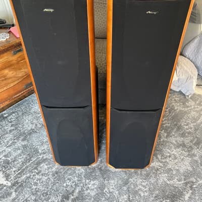 Mirage om sales 9 speakers