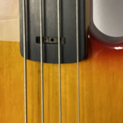 Form Factor Audio Wombat 4 String 34" Scale Fretless Bass Cherry Burst image 3