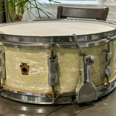 WFL No. 900 Buddy Rich Super Classic 5.5x14" 8-Lug Snare Drum with P-87 Strainer 1948 - 1959 - White Marine Pearl image 3