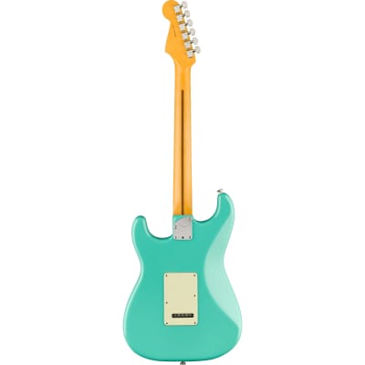 Fender Limited Edition American Professional II Stratocaster, Rosewood Fingerboard, Sea Foam Green image 2