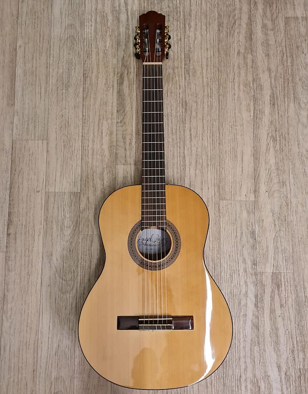 Angel Lopez Model MEN S 4/4 Classical Guitar image 1