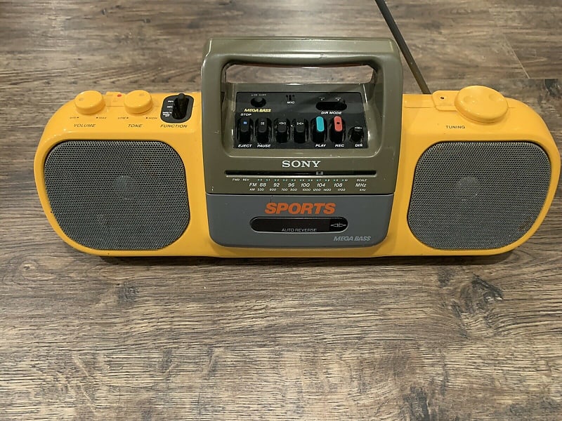 Sony Cfs-905 Sports Mega Bass Radio Cassette Boombox | Reverb