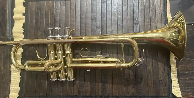 トランペット TR--700 Prelude by Bach Bach Prelude TR700 Trumpet Lacquer Brass | Reverb