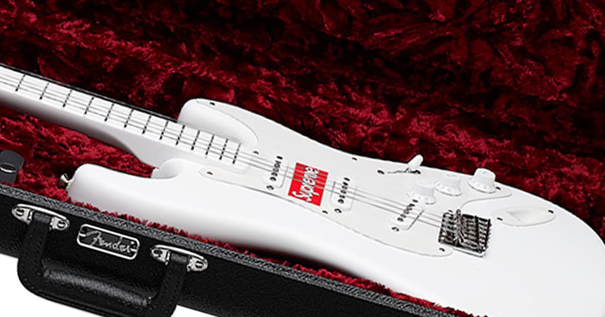 Fender sales supreme stratocaster