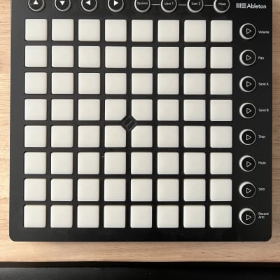 Novation Launchpad MKII Pad Controller 2015 - 2019 - Black