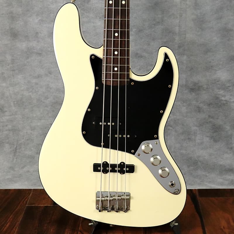 Fender Japan AJB Vintage White (S/N:T057159) (06/27)