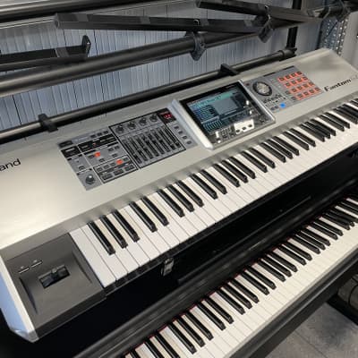 Roland Fantom-G7 76-Key Workstation