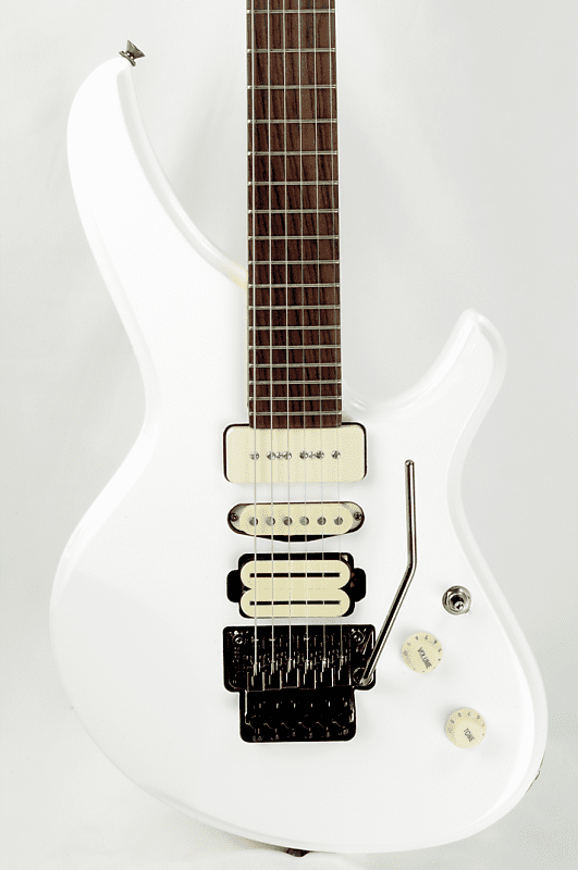 SEED Kotetsu Model - 2022 White - directed by Oumura Shin of