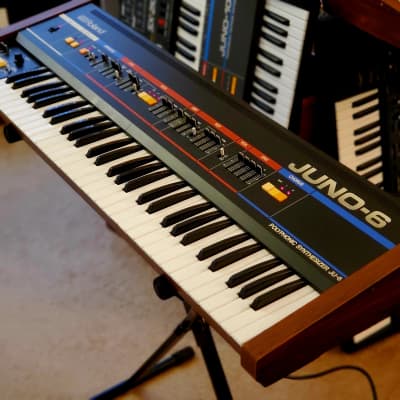 ROLAND JUNO 6 FULLY SERVICED (RARE) VINTAGE/LEGENDARY AND IN AMAZING CONDITION!