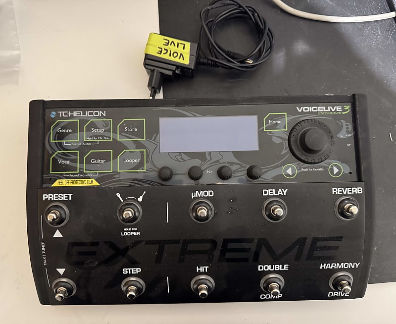 TC Helicon VoiceLive 3 Extreme Multi-Effect Unit | Reverb