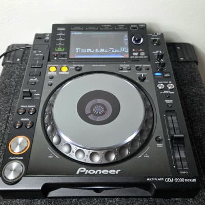 Pioneer CDJ-400 (quantity 2) with Allen & Heath Xone 22