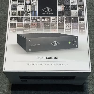 Universal Audio UAD-2 Satellite Thunderbolt 3 OCTO Core Desktop 