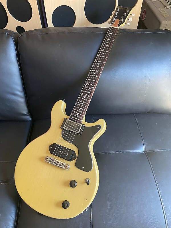 Echopark 59' Deluxe - Tv Yellow | Reverb
