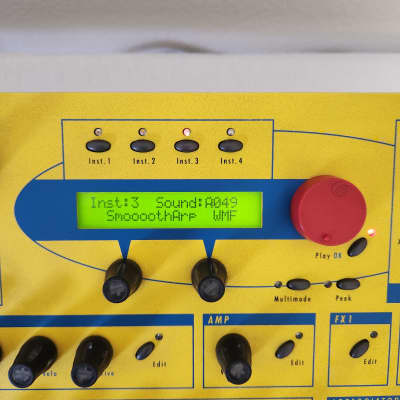 Waldorf Q Rack Synth - 16-Voice Rackmount Synthesizer 1999 - 2011 - Yellow image 4