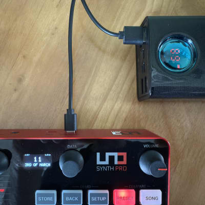 IK Multimedia IK Multimedia UNO Synth Pro Desktop 32-Key Analog Synthesizer with DECKSAVER image 17