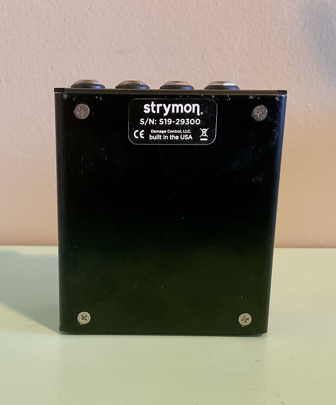 Strymon Flint Reverb and Tremolo V1 | Reverb Canada Strymon Flint Reverb and Tremolo V1 | Reverb Canada
