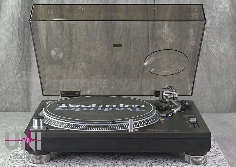 Technics SL-1200MK4 Black direct drive turntable in Very Good.  			