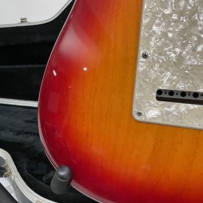 Fender American Deluxe Stratocaster Ash with Maple Fretboard 2004 - 2010 - Aged Cherry Burst image 9