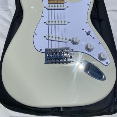 Indio left handed deals guitar