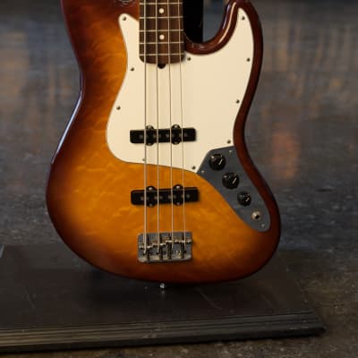 Fender Jazz Bass Special Edition Maple top image 2
