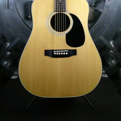 Morris W-15 Acoustic Guitar MIJ w/ Chipboard Case image 1