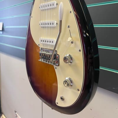 ギター vox mark III reissue sunburst BIGSBY vox mark III reissue sunburst BIGSBY - メルカリ