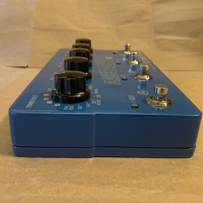 TC Electronic Flashback X4 Delay & Looper 2011 - 2019 - Blue  Excellent condition in box with Original Power Supply image 8