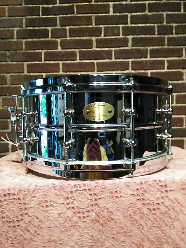 Ludwig LB402BT Brass Edition Supraphonic 6.5x14" Snare Drum with Tube Lugs image 2