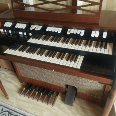 Hammond M-100 Series Organ 1961 - 1968