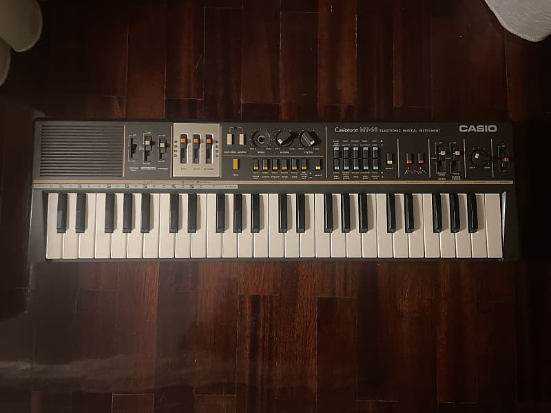 Casio MT-100☆ビンテージシンセサイザー☆セミアナログ式シンセサイザー CASIO（カシオ） Casio MT-100 Keyboard キーボード 49鍵 -c131