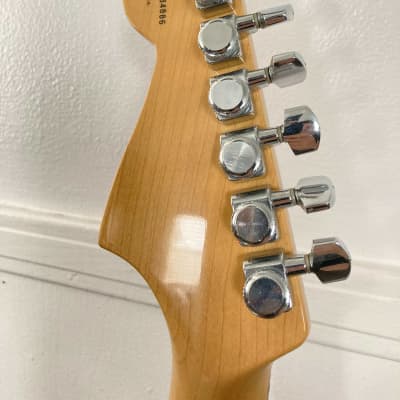 Fender Toronado Deluxe Series American Made image 8