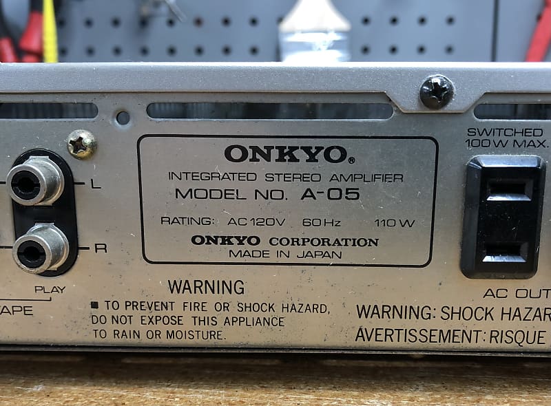t*t様 ONKYO INTEGRATED AMPLIFIER MODEL A- Onkyo Integrated Amplifier Model A-05 1981 Silver | Reverb