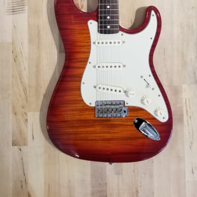 Fender Foto Flame Stratocaster MIJ | Reverb