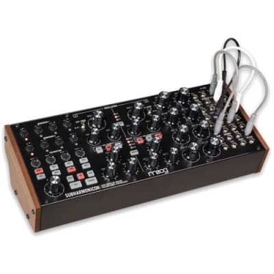 Moog Subharmonicon Semi-Modular Polyrhythmic Analog Moog Subharmonicon Semi-Modular Polyrhythmic Analog