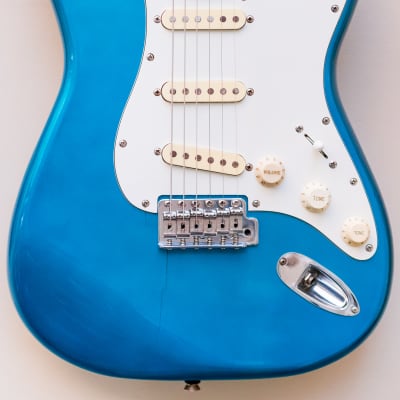 Fender Japan Stratocaster Lake Placid Blue Maple neck guitar - CS