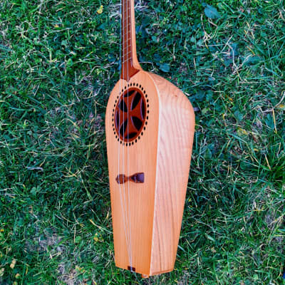 Georgian folk music instrument Panduri | String instrument Fanduri | ფანდური image 5