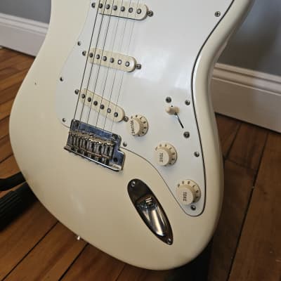 Fender Limited Edition American Standard Stratocaster Channel Bound 2016 - Olympic White image 11