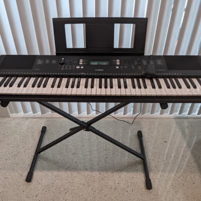 Yamaha PSR-EW310 76-Key Portable Keyboard 2020 - Present - Black