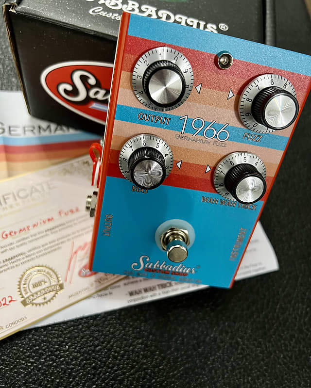 SABBADIUS Arena Fuzz ゲルマニウムファズ 1966 Germanium Fuzz – SABBADIUS Electronics