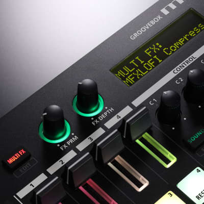 Roland MC-101 - Groovebox image 9