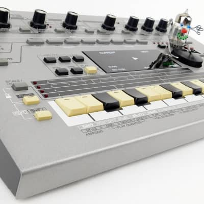 Roland MC-303 groove box グルーヴボックス　ローランド Roland - MC-303 | Groovebox